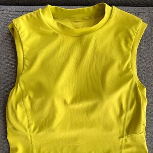 Lululemon Sweat Intention Tank Yellow Serpentine Size 6